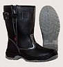 Protective warmed boots with polycarbonate toe and Kevlar stel
