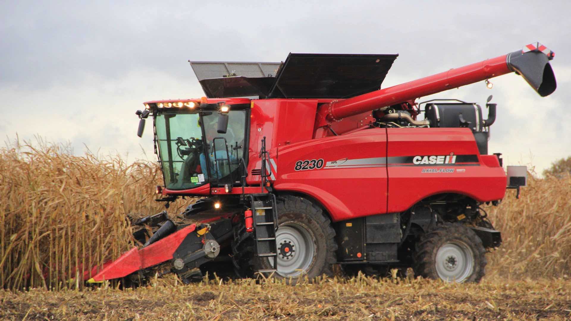 Combine harvester Case IH Axial Flow 8230 Dnepr - picture 1