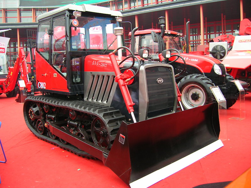 Crawler tractor YTO C802