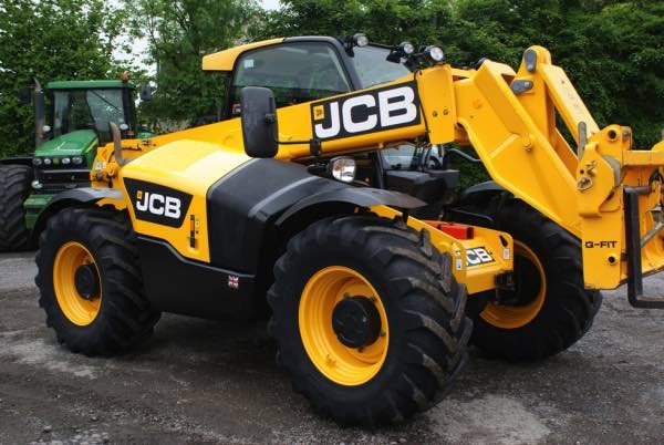 Ładowarka teleskopowa JCB 531-70 Agri Ростер - изображение 1