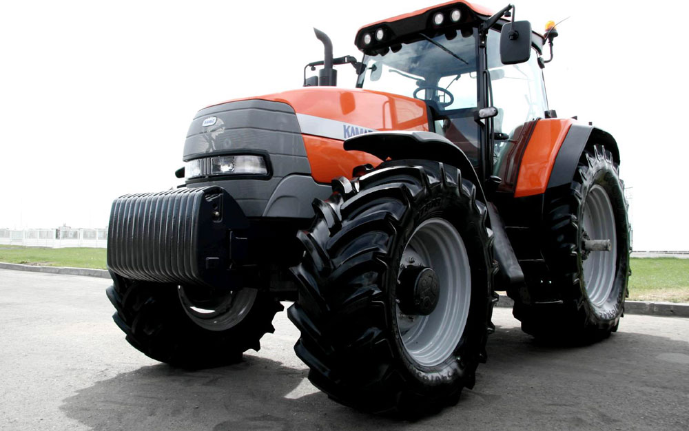 Kamaz XTX-215 tractor