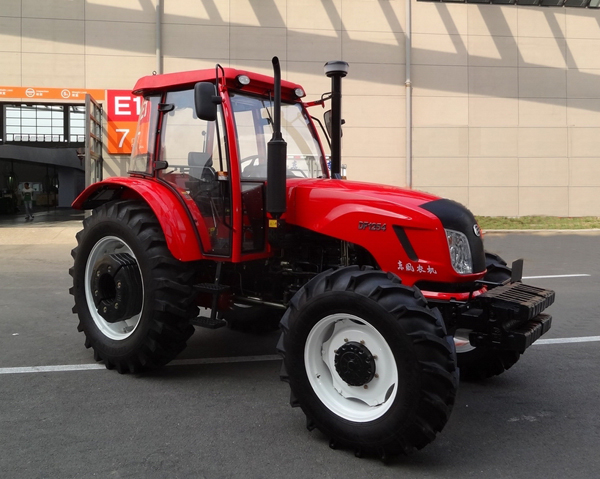 Dongfeng DF-1254 mini tractor