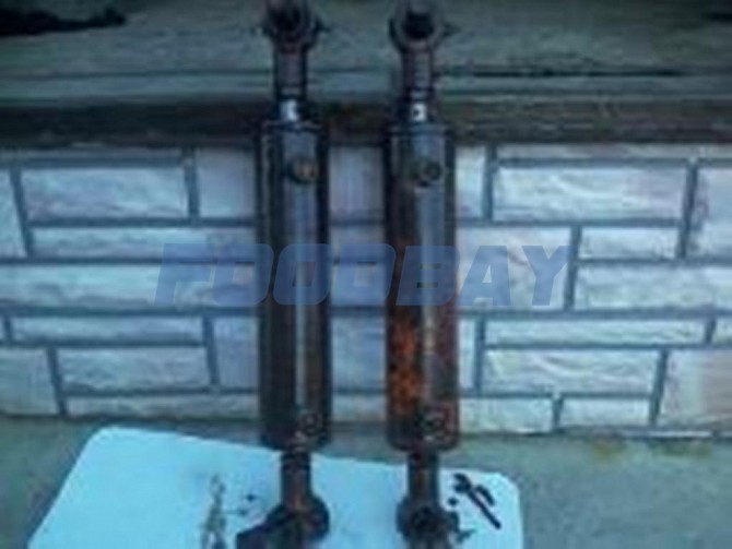 Hydraulic cylinders for controlling the wheels of the SK-5 combine. Rostov-on-Don - picture 1