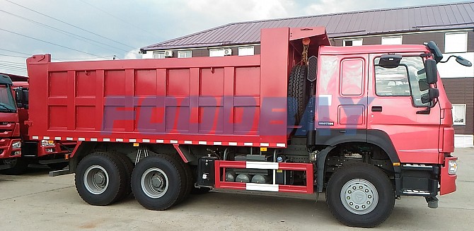 6X4 HOWO ZZ3327N3847E Euro 5 dump truck Blagoveshchensk - picture 1