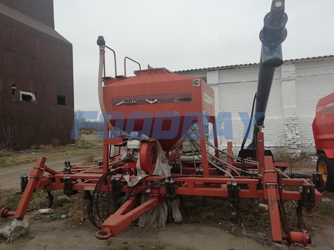 Gebrauchte Sämaschine "AGRATOR-5400" Novaya Usman - Bild 1