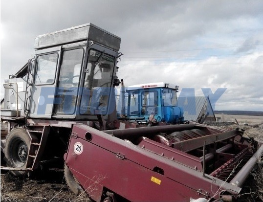 I sell the used second-hand self-propelled forage harvester KSK-100A-3. Volsk - picture 1