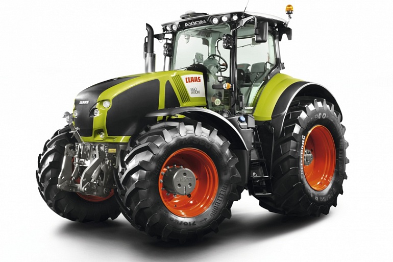 CLAAS Axion 920 tractor