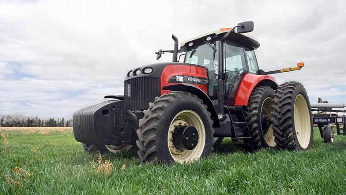 Трактор ROSTSELMASH Row Crop Versatile 250