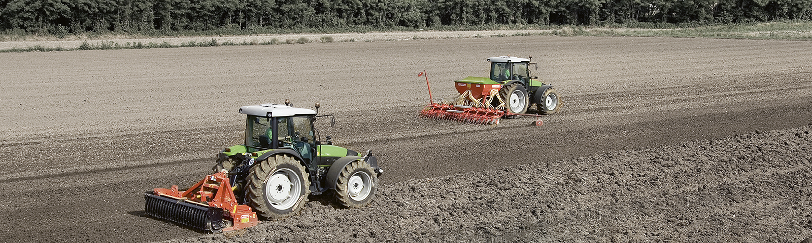 Deutz Fahr Agrofarm G 410 tractor