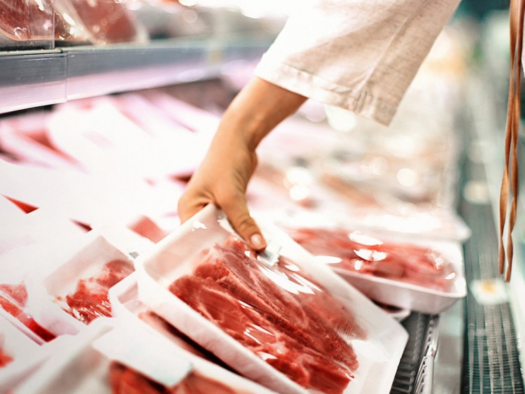 Срок годности мясной продукции попал «под огонь»