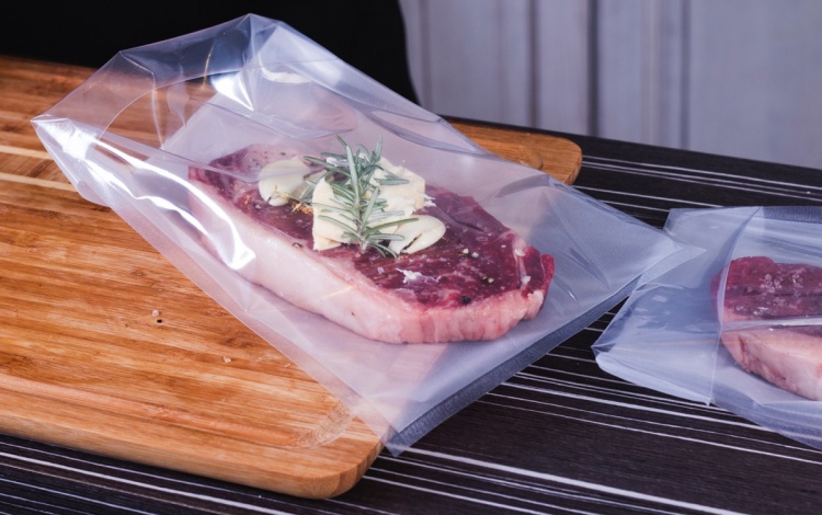 сюит для приготовления мяса. prev 421cbf. сюит для приготовления мяса фото. сюит для приготовления мяса-prev 421cbf. картинка сюит для приготовления мяса. картинка prev 421cbf. Приготовление стейка — отличный способ познакомиться с технологией Sous Vide. Это обусловлено не только простотой приготовления, но и практической обоснованностью. Сковорода или гриль не прощают ошибок и зачастую даже лучшие отрубы в процессе приготовления становятся сухими и жесткими.