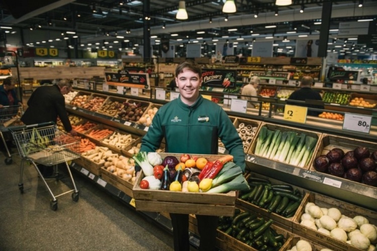Morrisons представляет фрукты и овощи без пластика