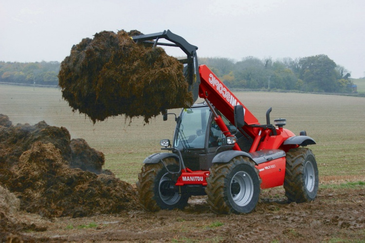 Manitou и JCB сражаются за авторские права