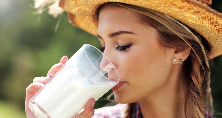 Альтернатива молока: тренд или осознанный отказ?