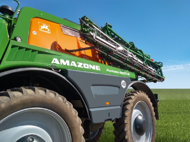 Pantera 4503 – новый самоходный опрыскиватель от Amazone