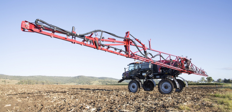 Case IH Patriot опрыскиватель