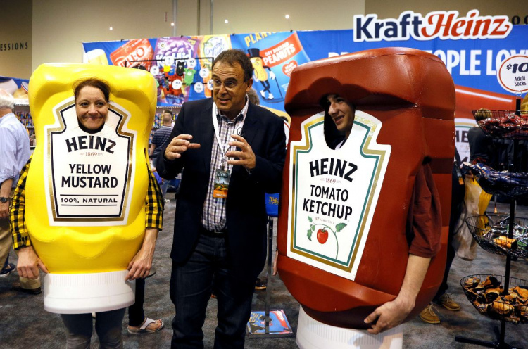 Kraft Heinz перевыполняет планы - но продажи продолжают падать