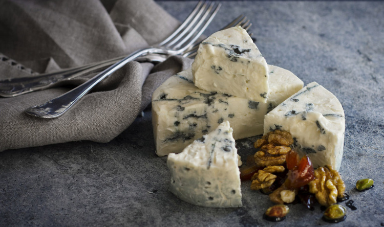 Какие заплесневелые продукты можно есть?