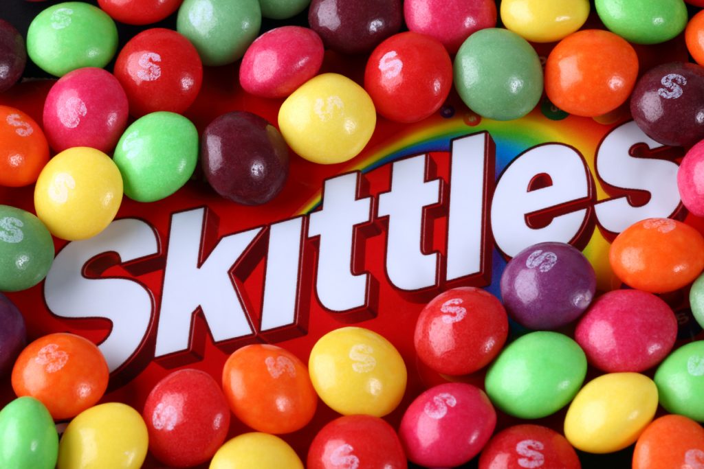 История бренда Skittles, вкусы знаменитых жевательных конфет
